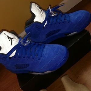 Blue Retro Jordan 5s